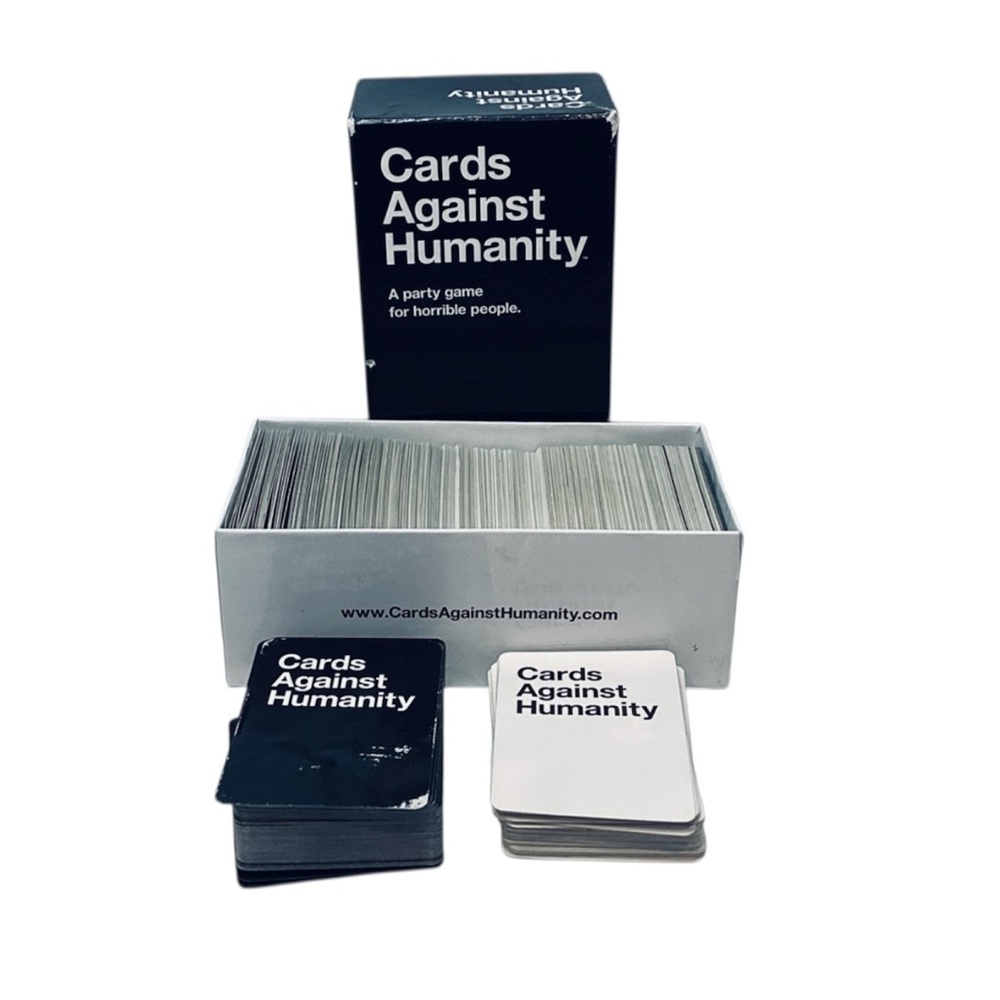 🦄 Cards Against Humanity Party Game - Picture 5 of 7